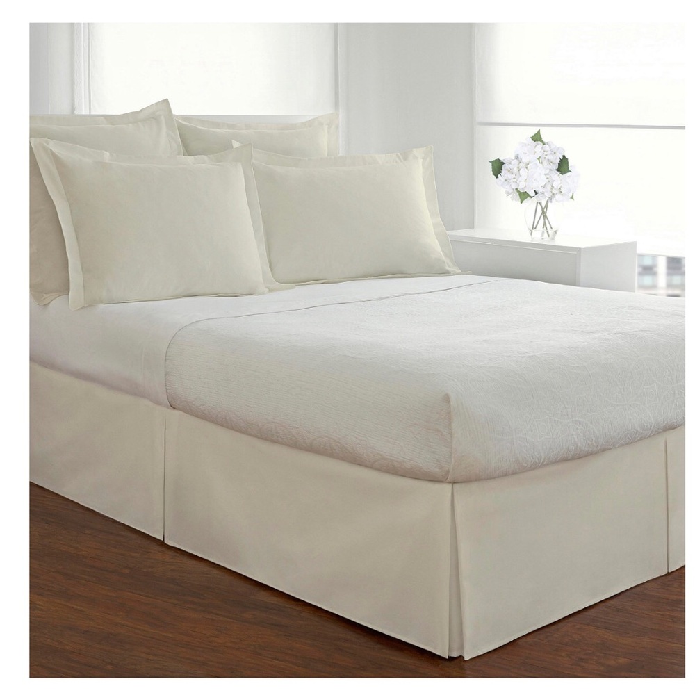 Queen Ivory Bedskirt